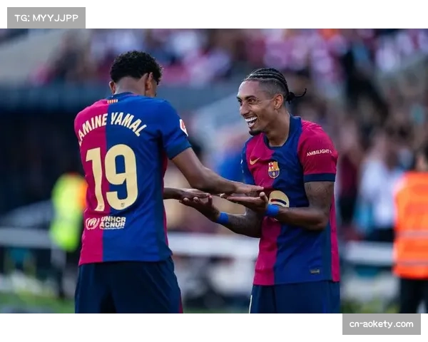 巴萨短角球战术奏效连入两球 定位球成为破密集防守重要武器